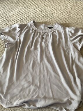 torrid Light Gray Short Sleeve Keyhole Blouse